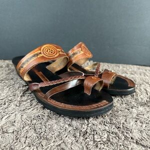Acosta Leather sandals